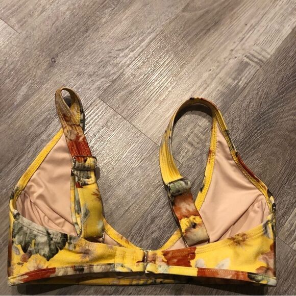 CHELSEA & VIOLET Yellow Floral Bikini Top Size Small Bohemian Padded - Picture 4 of 8